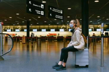 girl in airport